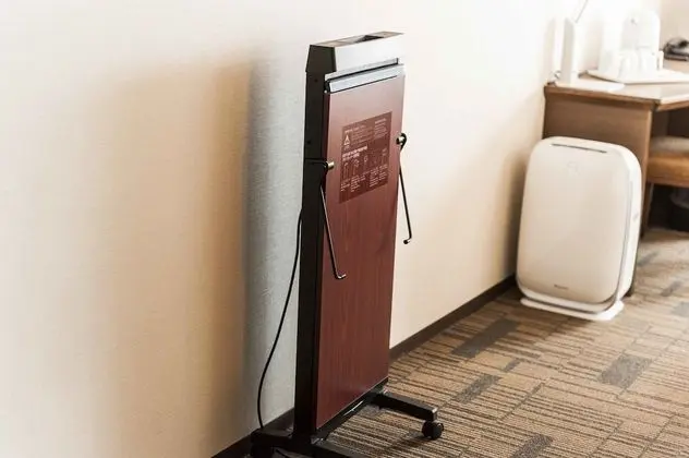 Tek Kişilik Oda, Sigara İçilmez (Hollywood, Single Use)