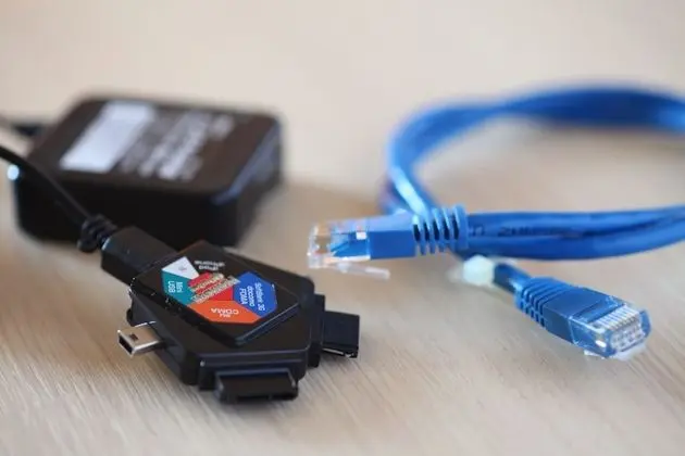 Üç Kişilik Oda, Sigara İçilmez