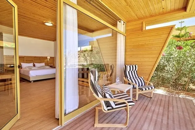 Deluxe Bungalov, Sigara İçilmez, Veranda