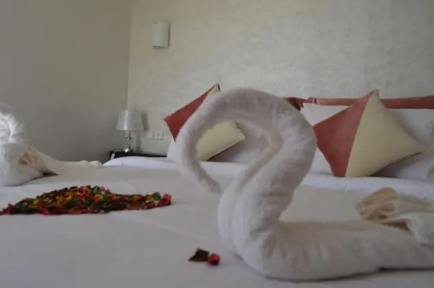 Deluxe Bungalov (Queen-Size Bed)