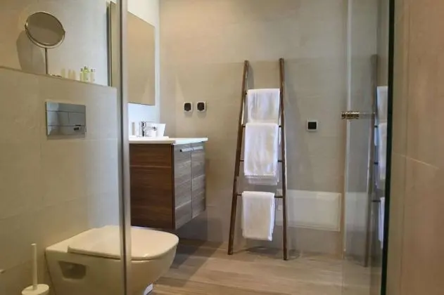 Standard Oda, 1 Büyük (Queen) Boy Yatak, Sigara İçilmez, Balkon