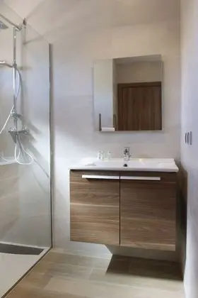 Standard Tek Büyük veya İki Ayrı Yataklı Oda, 4 Yatak Odası, Engellilere Uygun
