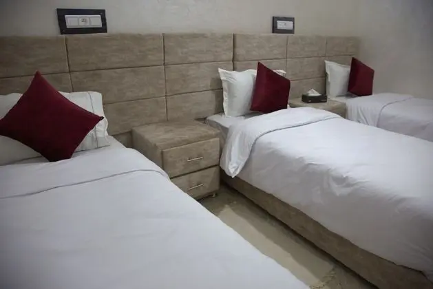 Deluxe Üç Kişilik Oda