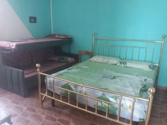 Basic Dört Kişilik Oda, Ortak Banyo