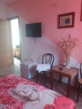 Basic Dört Kişilik Oda, Ortak Banyo