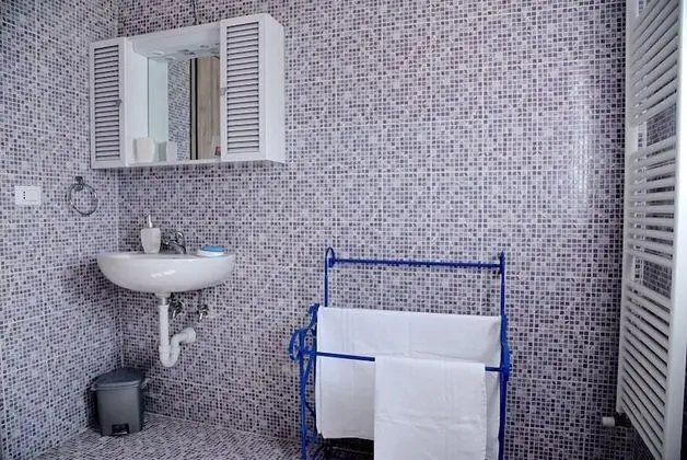 Comfort Dört Kişilik Oda, Banyolu/Duşlu