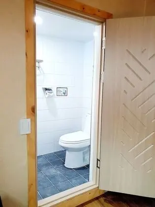 Dört Kişilik Oda, Özel Banyo