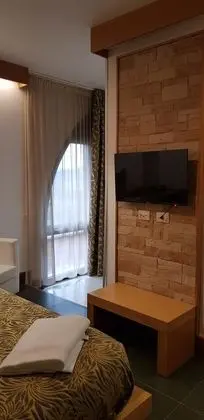 Deluxe Tek Büyük veya İki Ayrı Yataklı Oda