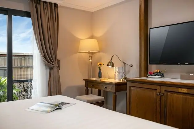 Executive Oda, Balkon