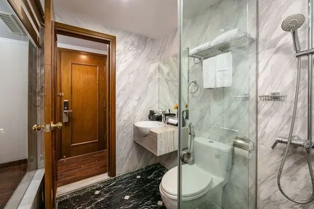 Executive Oda, Balkon