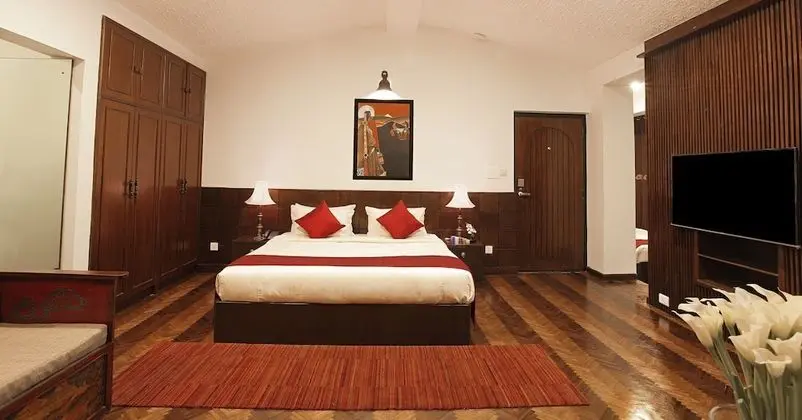 Executive Süit, 1 Yatak Odası, Balkon, Avlu Manzaralı