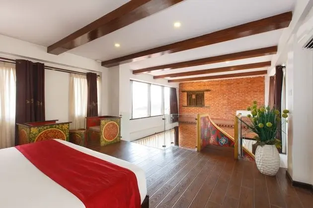 Executive Süit, 1 Yatak Odası, Balkon, Avlu Manzaralı