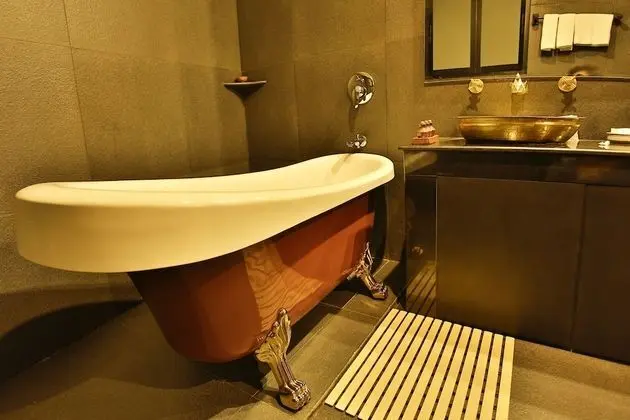 Executive Süit, 1 Yatak Odası, Balkon, Avlu Manzaralı