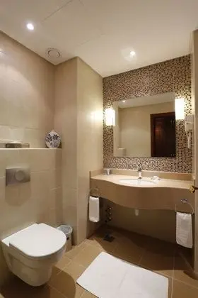 Standard Tek Büyük veya İki Ayrı Yataklı Oda, Şehir Manzaralı