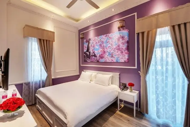Deluxe Tek Büyük Yataklı Oda