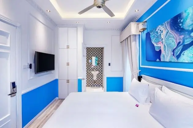 Deluxe Tek Büyük Yataklı Oda