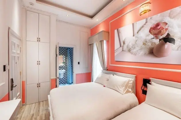 Deluxe Üç Kişilik Oda