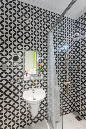 Deluxe Üç Kişilik Oda