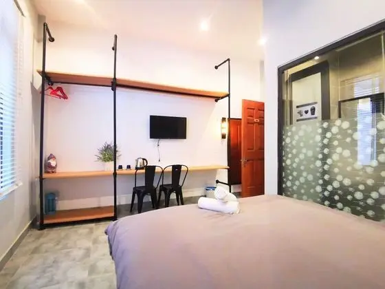 Deluxe Tek Büyük Yataklı Oda