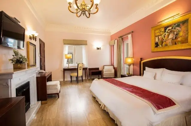 Deluxe Oda, Tepe Manzaralı