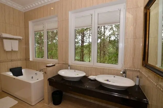 Luxury Oda, Bahçe Manzaralı