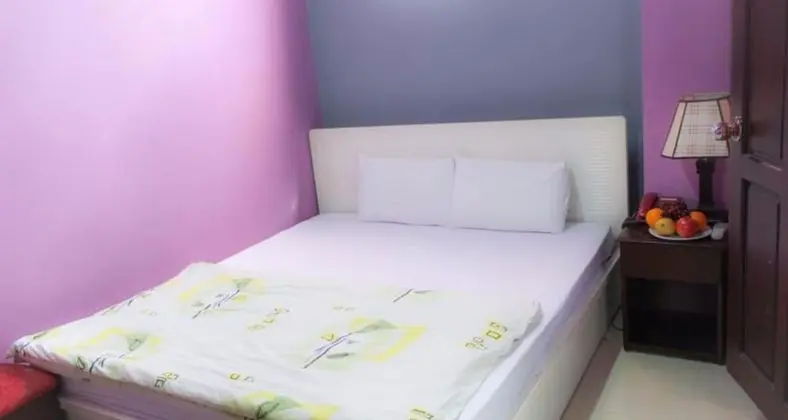Büyük Yataklı Tek Kişilik Oda
