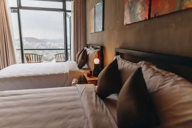 Deluxe Dört Kişilik Oda