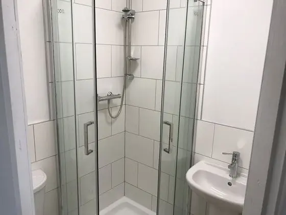 Standard Tek Büyük Yataklı Oda, Banyolu/Duşlu