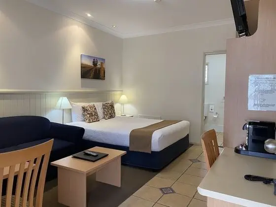 Standard Oda, Sigara İçilmez, Sıcak Su Küveti (Queen Spa Suite)