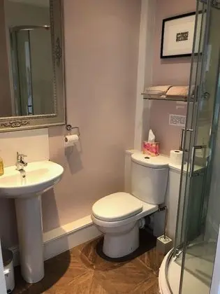 Family Oda, Sigara İçilmez