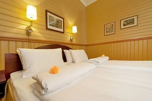 Deluxe Tek Büyük Yataklı Oda, Balkon