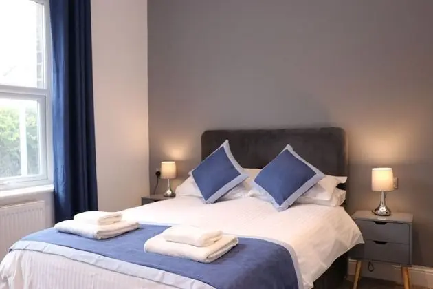 Deluxe Tek Büyük Yataklı Oda, Banyolu/Duşlu