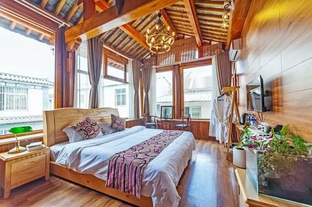 Comfort Tek Büyük Yataklı Oda