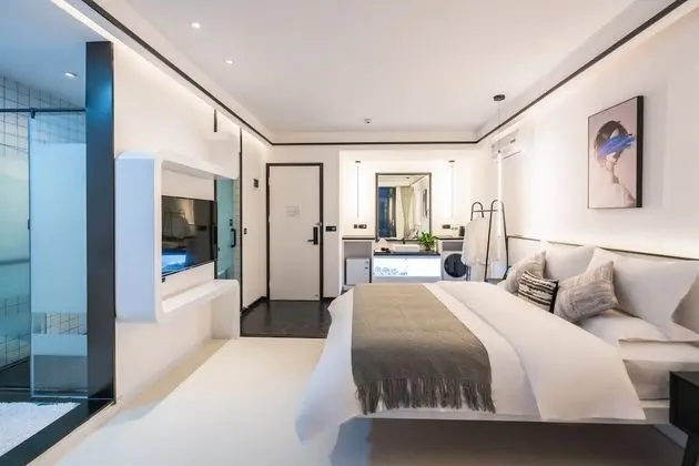 Luxury Tek Büyük Yataklı Oda