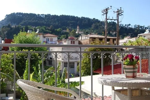 Üç Kişilik Oda, Dağ Manzaralı
