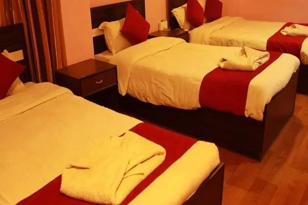 Tek Büyük veya İki Ayrı Yataklı Oda