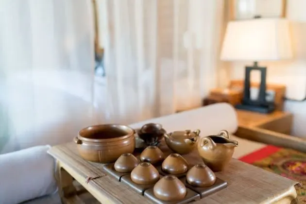 Luxury Süit, Küvet, Avlu Manzaralı