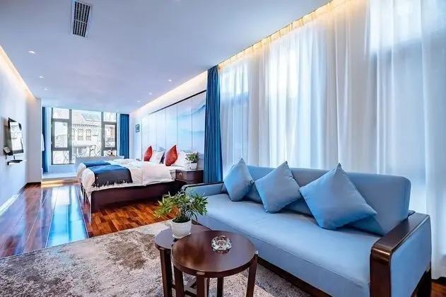 Deluxe Tek Büyük veya İki Ayrı Yataklı Oda, Küvet