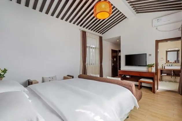 Comfort Tek Büyük Yataklı Oda