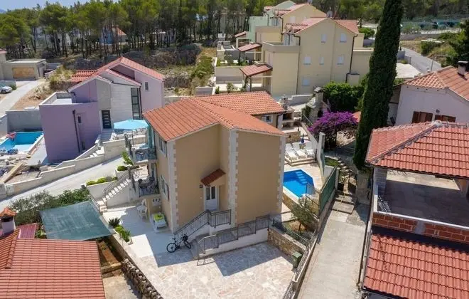 Apart Daire (Dalis - open swimming pool - A2 prize)