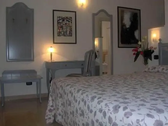 Tek Büyük Yataklı Oda