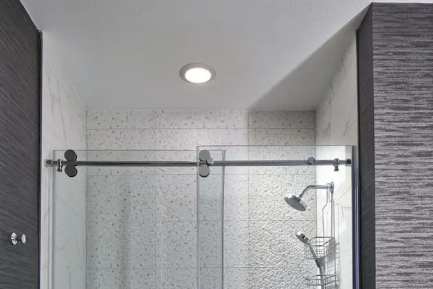 Oda, 1 En Büyük (King) Boy Yatak (Mobility/Hearing Accessible, Tub)