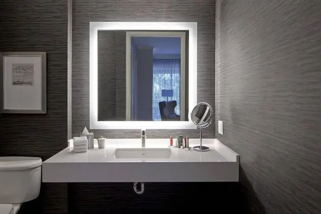 Oda, 2 Büyük (Queen) Boy Yatak (Mobility Accessible, Roll-In Shower)
