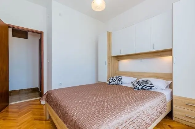 Villa (TwoBedroom Villa with Terrace and Swi)