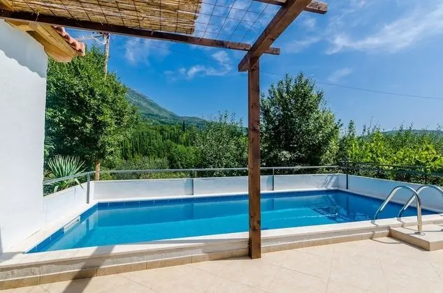 Villa (TwoBedroom Villa with Terrace and Swi)