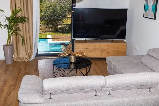 Villa, Kişiye Özel Havuzlu