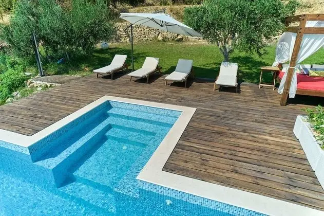 Villa, Kişiye Özel Havuzlu