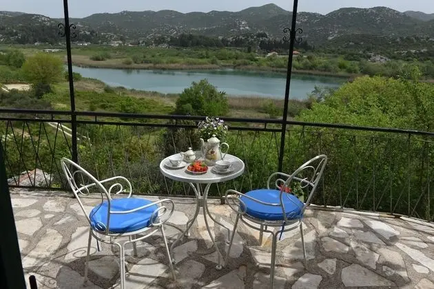 Traditional Apart Daire, Balkon, Dağ Manzaralı