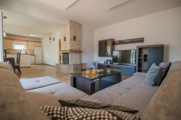 Villa, Kişiye Özel Havuzlu