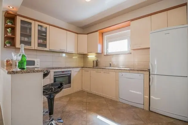 Villa, Kişiye Özel Havuzlu